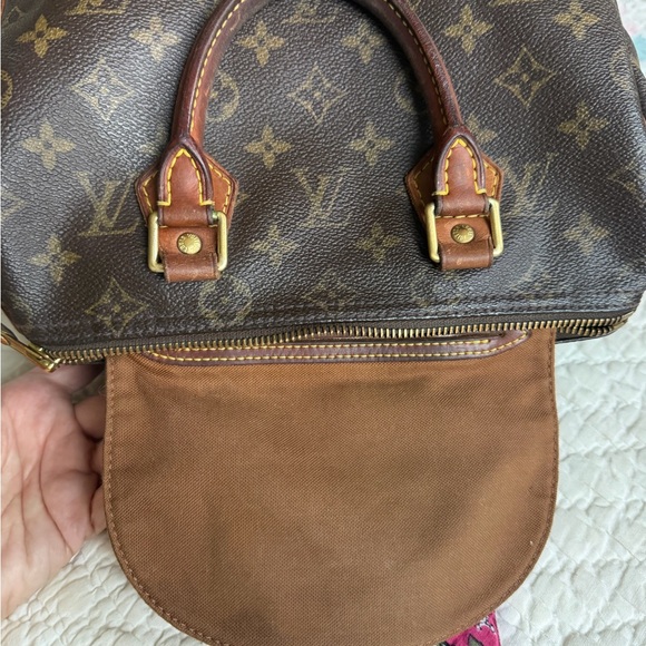 Louis Vuitton Monogram Speedy 25 - Picture 15 of 16